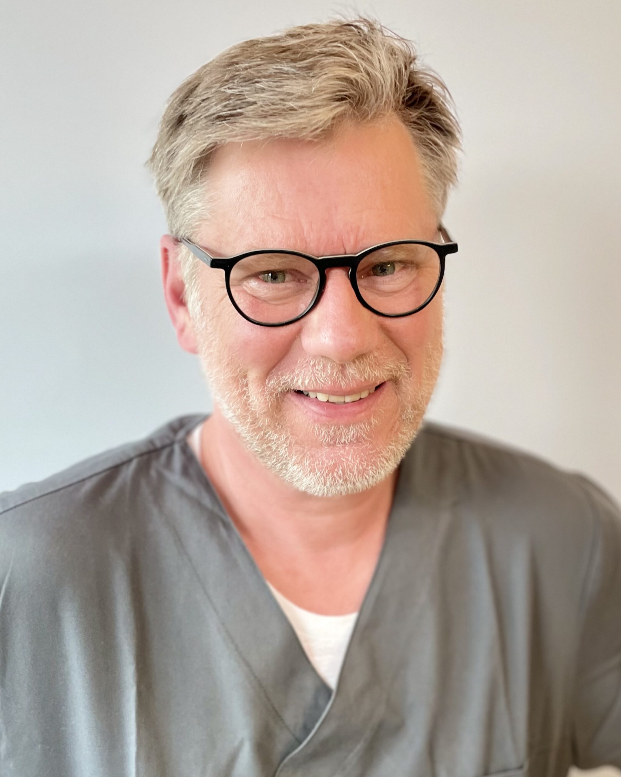 Herr Dr Med Dirk Trebing